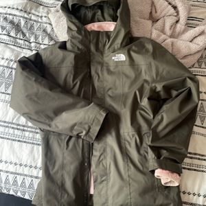 Girls two in one NorthFace jacket. Shell and fleece. Worn a handful of times!
